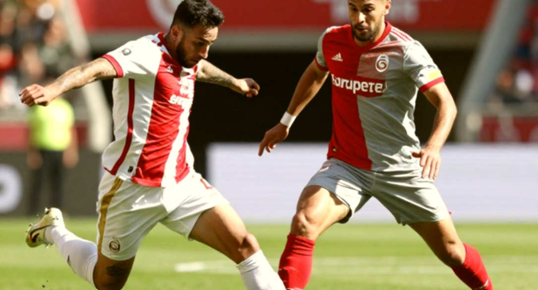 Hồ sơ để trắng: Thị trường chuyển nhượng V-League và cái giá của sự mù mờ