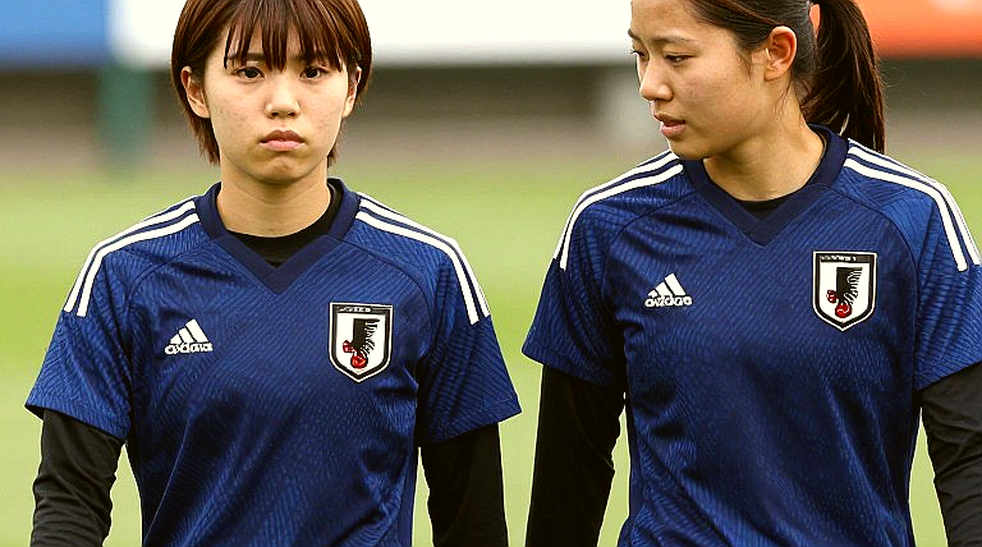 The Pulse of V.League: Vietnamese Football Searches for a Data Backbone The Pulse of V.League: Vietnamese Football Searches for a Data Backbone