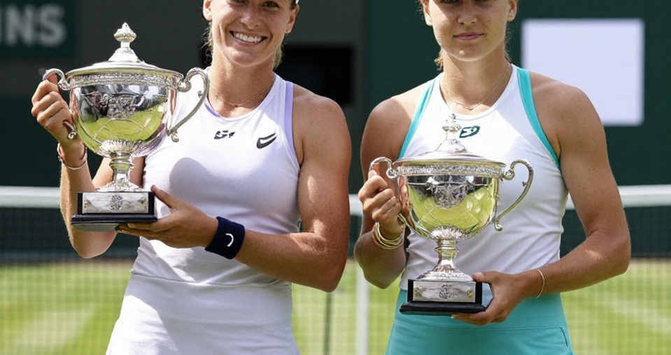 3 giờ 33 phút ở Arthur Ashe: Cổ tay, bảng điểm và đứa con cưng của phòng phân tích 3 giờ 33 phút ở Arthur Ashe: Cổ tay, bảng điểm và đứa con cưng của phòng phân tích