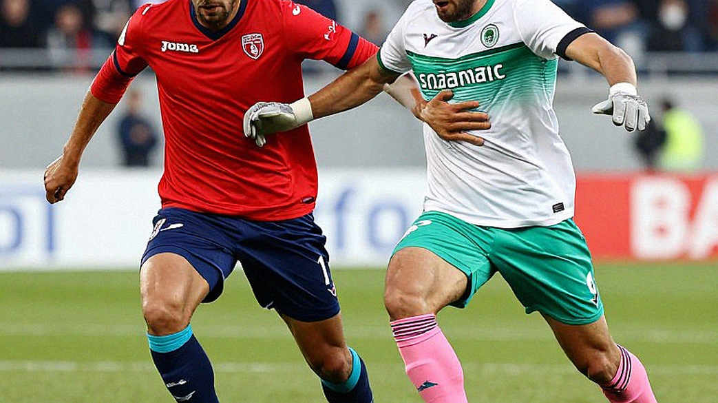 Hạn chót và đòn bẩy: Cách các cuộc đàm phán chuyển nhượng V.League thực sự được định đoạt Hạn chót và đòn bẩy: Cách các cuộc đàm phán chuyển nhượng V.League thực sự được định đoạt