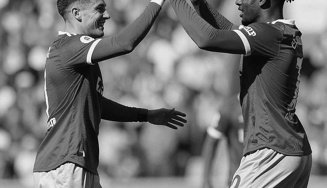 Arsenal và quả phạt đền phút 90+5 của Mariona Caldentey: Một chiến thắng đang che giấu căn bệnh mãn tính Arsenal và quả phạt đền phút 90+5 của Mariona Caldentey: Một chiến thắng đang che giấu căn bệnh mãn tính