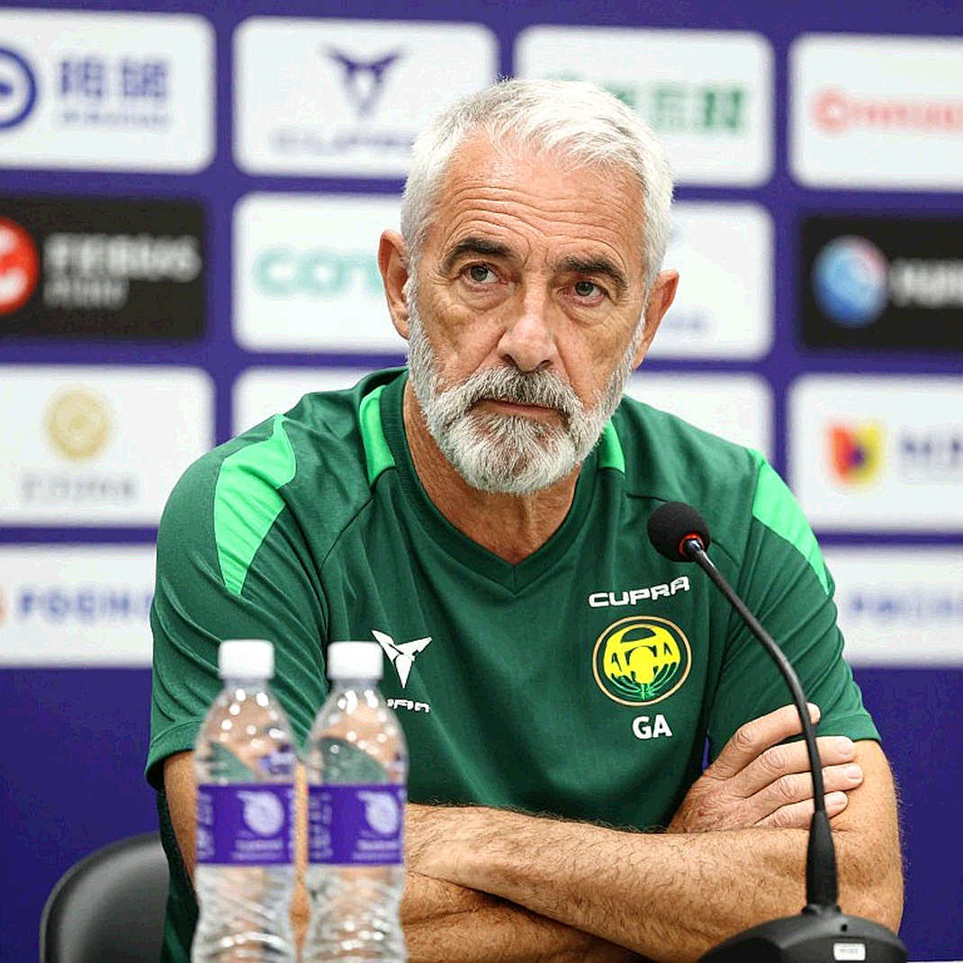 V.League giữa hai mùa: Khi bóng đá Việt Nam đứng trước câu hỏi về bản sắc