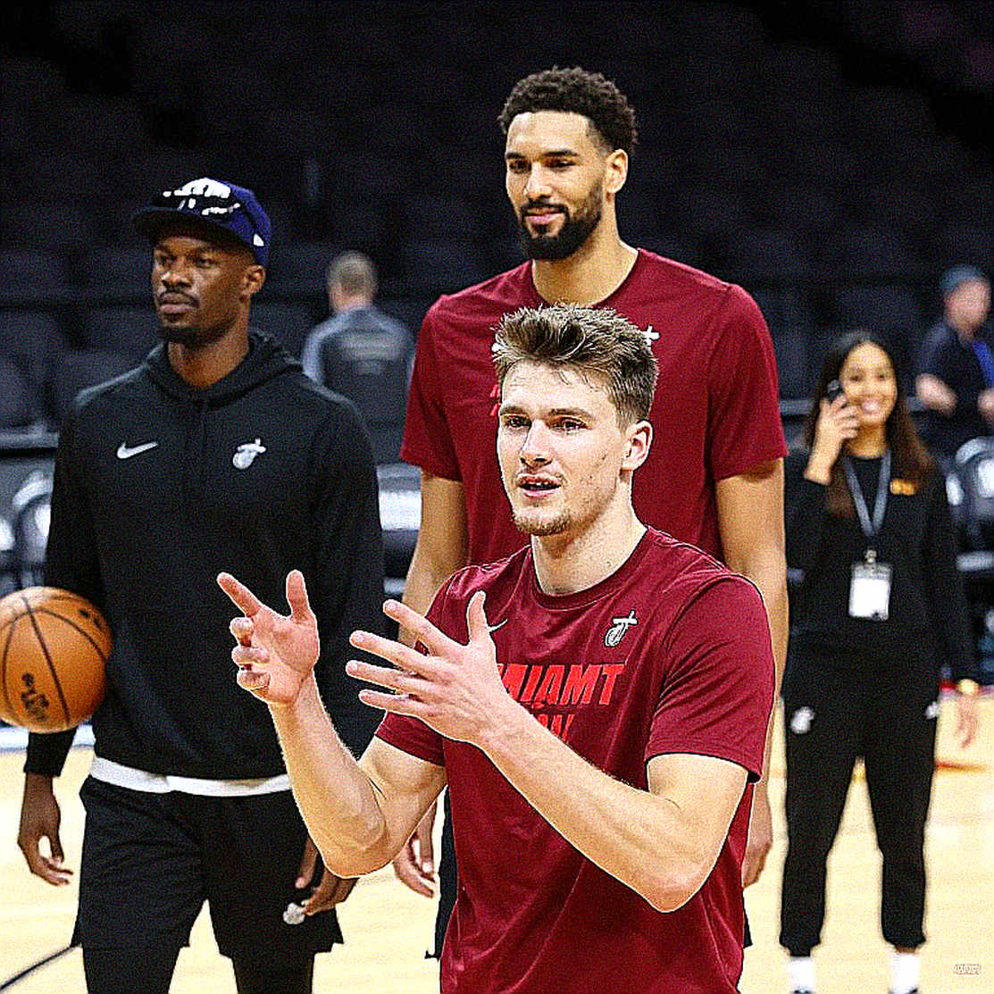 Clippers phủ nhận án phạt của NBA: 'Chúng tôi bác bỏ kết luận' Clippers phủ nhận án phạt của NBA: 'Chúng tôi bác bỏ kết luận'