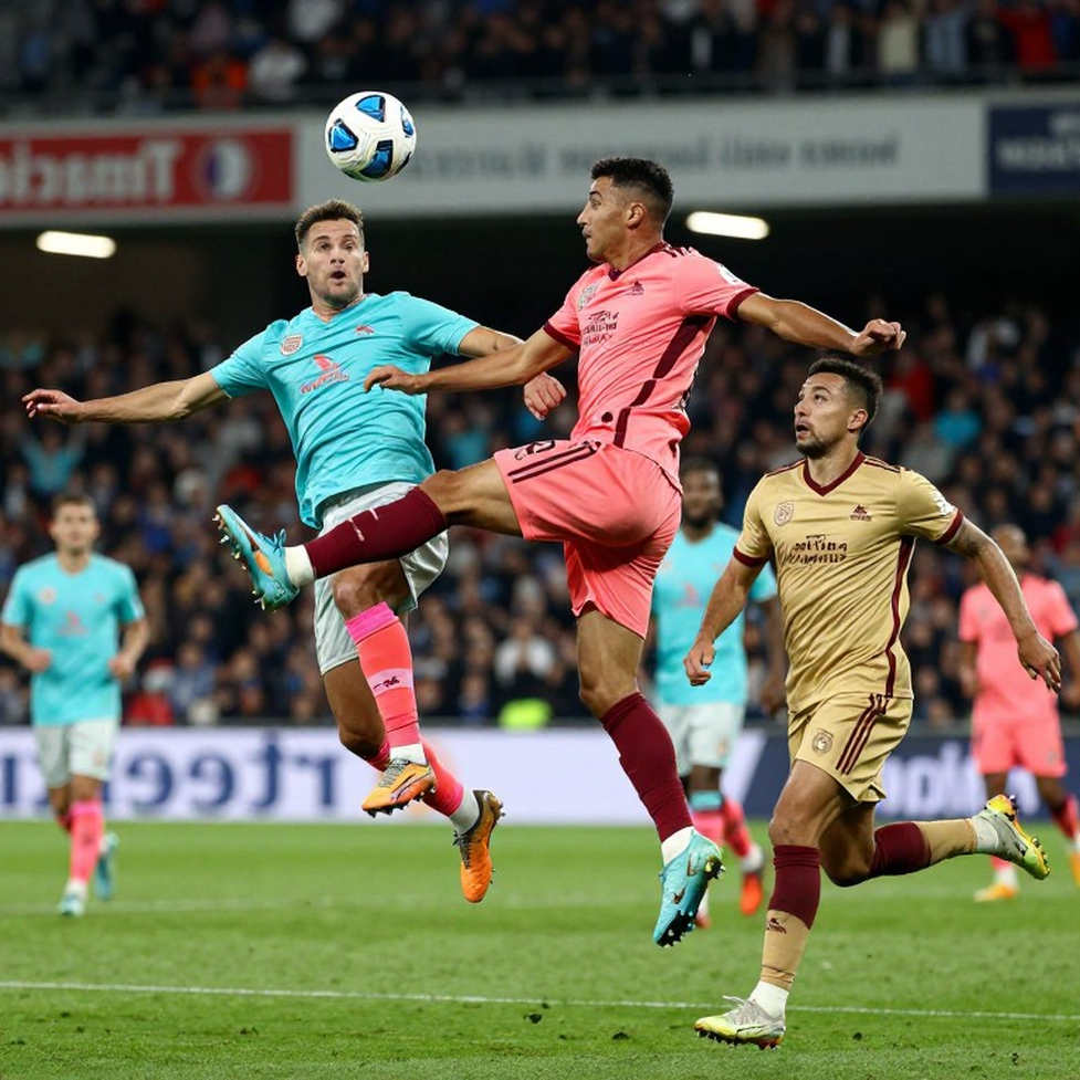 Fenerbahçe hành quân tới Real Sociedad: từ tổng tỷ số 5-1 trước Minsk đến bài kiểm tra chuyển trạng thái ở lượt đi sân khách