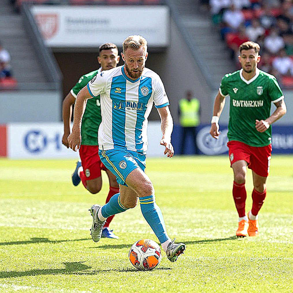 Bản hợp đồng không giá: mùa đông của V.League và những khoản phí không ai công bố