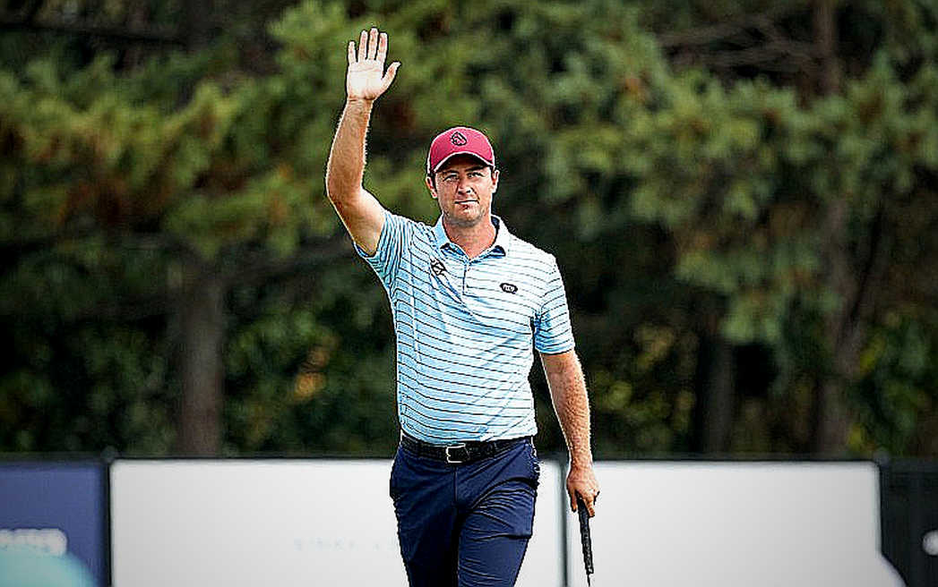 Rory McIlroy trấn an DP World Tour, nhưng con số quyết định vẫn nằm trong ngăn kéo