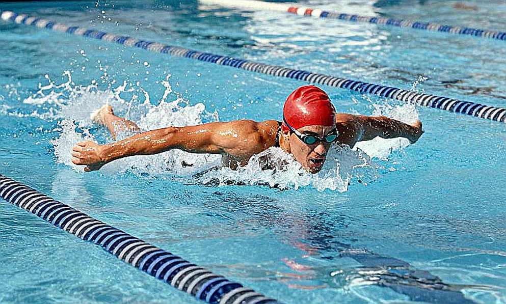 Thirty Coaches Under Thirty: How American Swimming Reproduces Its Own Coaching Machine