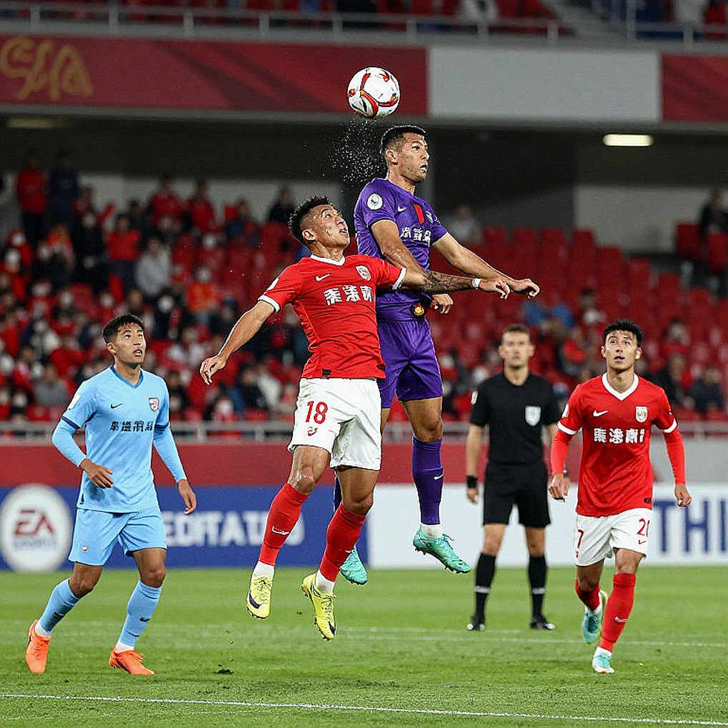 Chino Huerta lên đường tới Guadalajara: Pumas, Atlas và bản đồ cuộc đua top 8