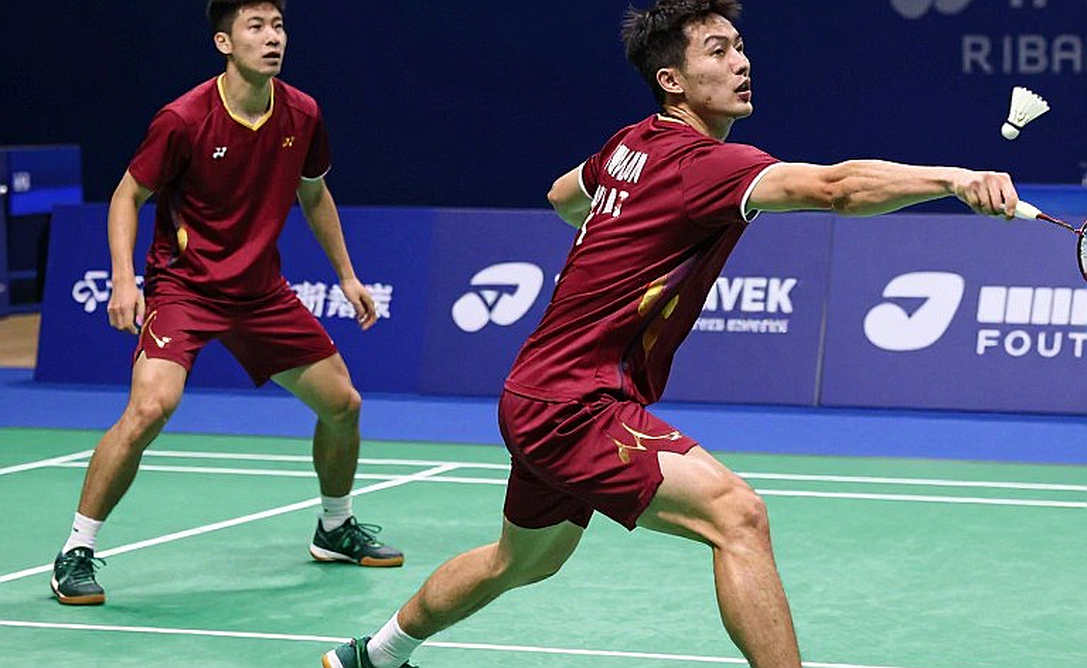 Shi Yuqi rút lui, Li Shifeng dẫn đầu đơn nam Trung Quốc tại Kumamoto Masters Japan 2026