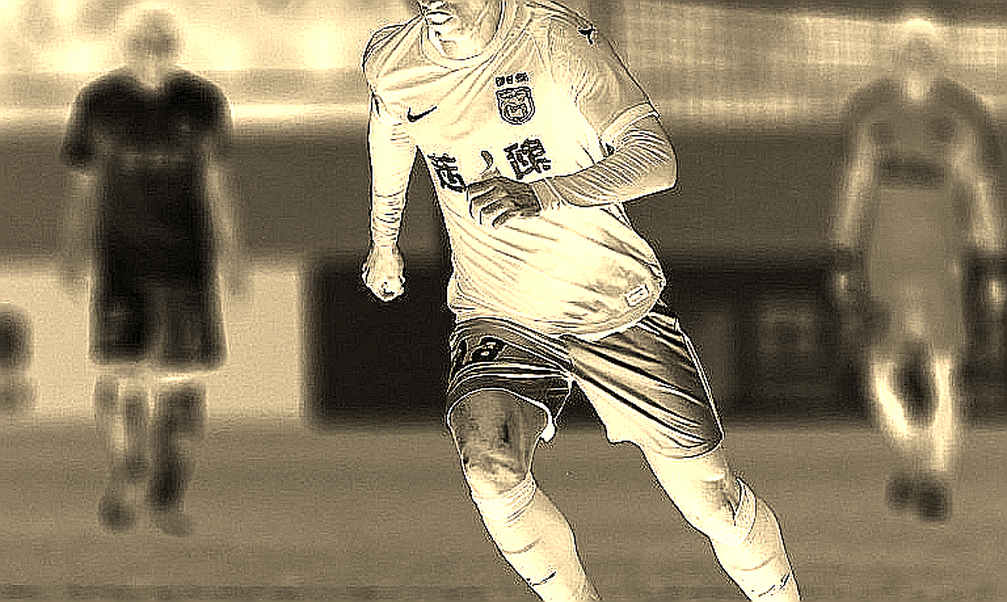 Wataru Endo, bốn trận không một phút và khoảng trống số 6 mà Liverpool tự tạo ra Wataru Endo, bốn trận không một phút và khoảng trống số 6 mà Liverpool tự tạo ra