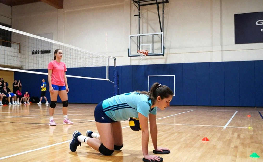 Ba mươi năm MOP bóng chuyền nữ NCAA: người trao giải chỉ kịp nhìn thấy một trận đấu