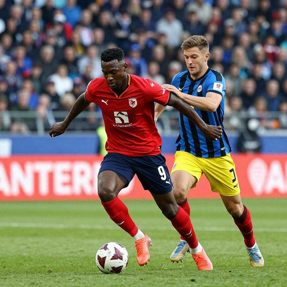 Jonathan David ghi bàn không ngừng: bàn quyết định cho Canada và điều khoản 25 triệu euro mà Juventus chưa vội nghe Jonathan David ghi bàn không ngừng: bàn quyết định cho Canada và điều khoản 25 triệu euro mà Juventus chưa vội nghe