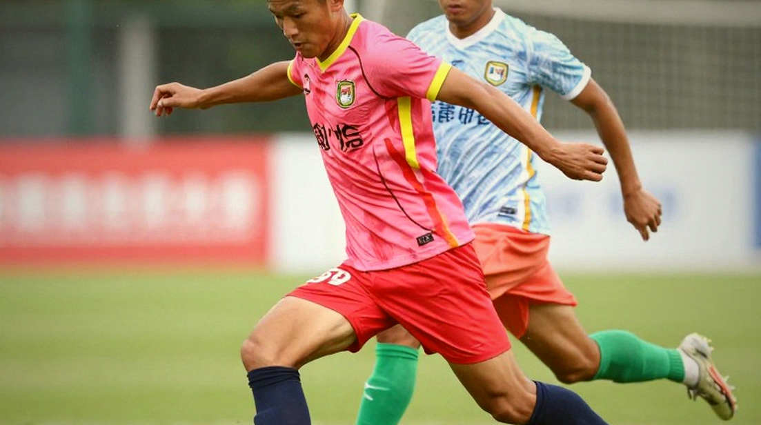 Ronaldo đứng hình ở bàn thứ 979, Messi chạm mốc 928: hai dòng sông, hai đại dương Ronaldo đứng hình ở bàn thứ 979, Messi chạm mốc 928: hai dòng sông, hai đại dương